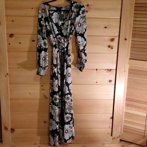 Forever 21 long sleeve floral dress